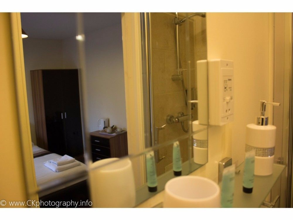 Hotel Furnace House Telford Esterno foto
